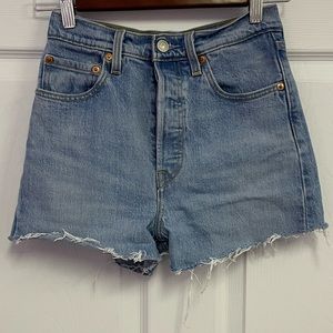 Levi’s shorts